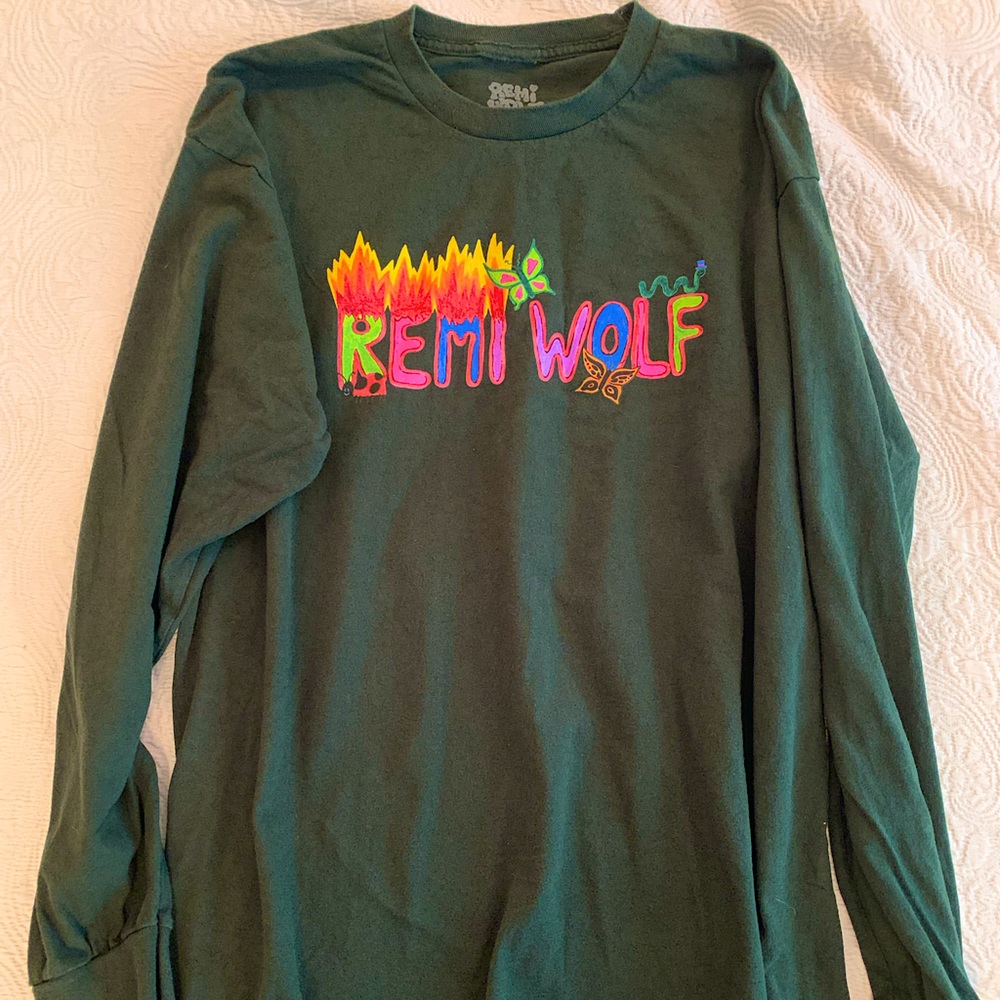 dark green oversized (XL) concert t shirt, remi wolf